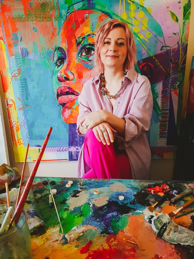Professional art teacher in studio